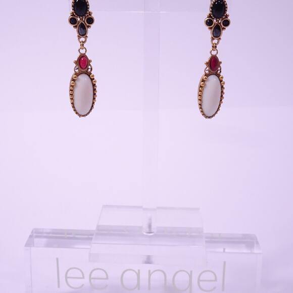 Neiman Marcus Lee Angel Vintage White Oval Cabochon Drop Earrings NWT 125 - Picture 2 of 8